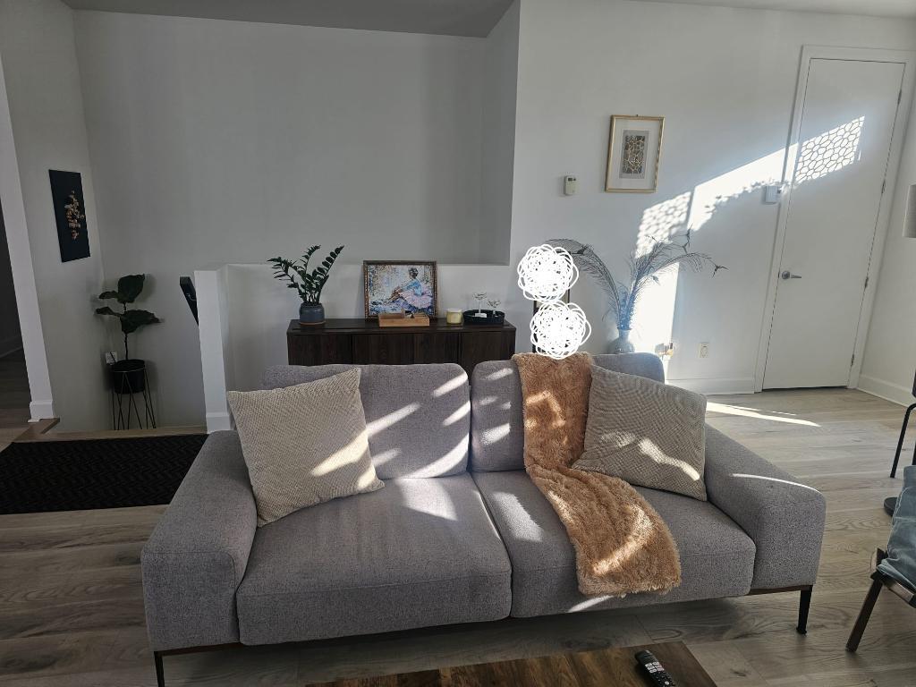Appartement 5 1/2 haut de triplex | 3279496