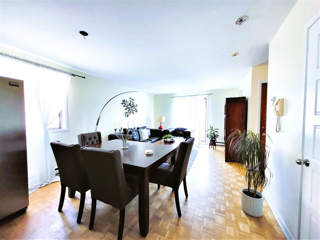 GRAND 5½ TRÈS SPACIEUX – 3 CHAMBRES | 3268811