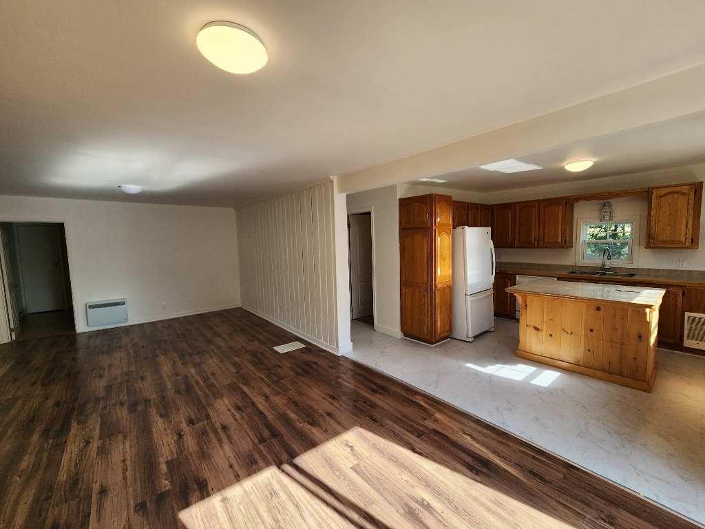 Grande maison complète à louer – 4 chambres, 2 sallea de bain, terrain privé Salaberry-de-Valleyfield | 3283419