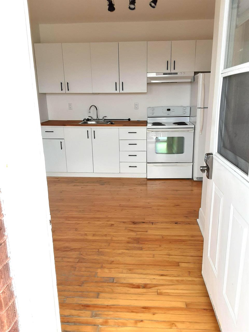 Immeuble - 476-484 Papineau 3 1/2 à Quelques Pas Du Cégep | 3272607