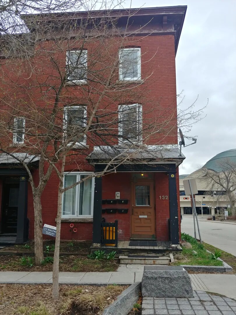 132 Rue De Notre-Dame-De-I'île (Hull) Studio Près D'Ottawa | 3272608
