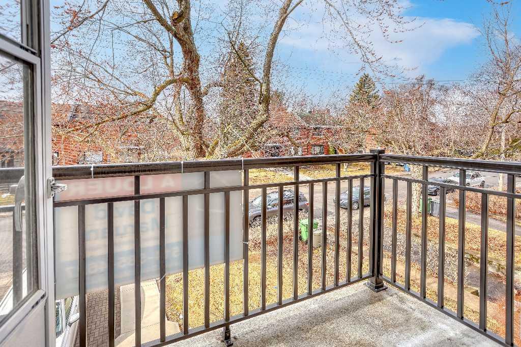 CDN/HAMPSTEAD | Haut de duplex rénové | 3 cac + 1 petit bureau | 3281214