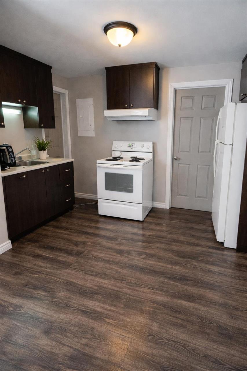 Immeuble - 101 7e Avenue Sud 3½ à Louer - Richmond | 3279641