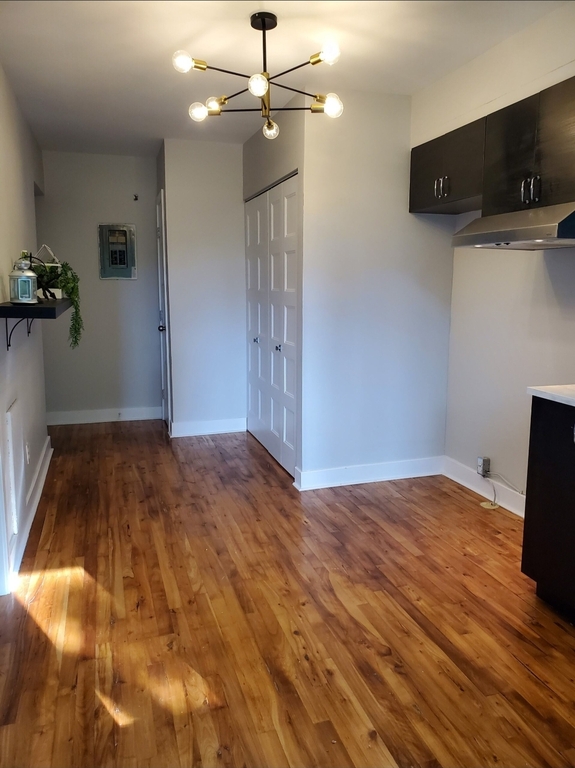 4 1/2 à Louer Au Rdc + Cour Privée | 3268199