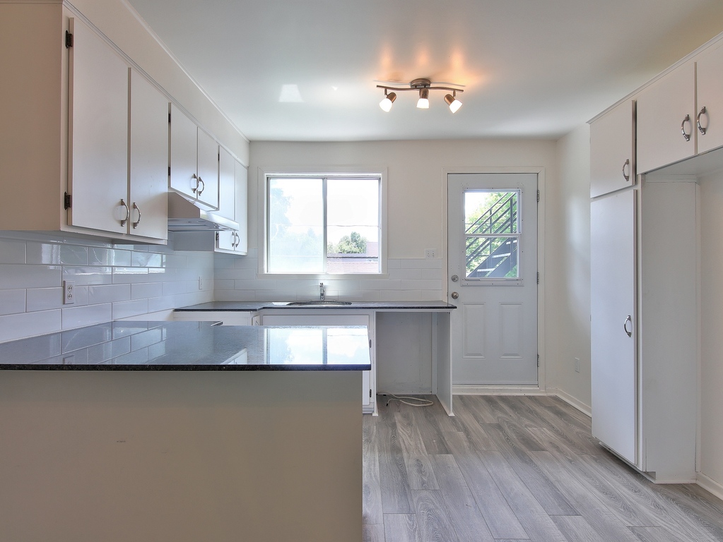 4 1/2 Style-Condo Rénové à Mirabel | 3274797