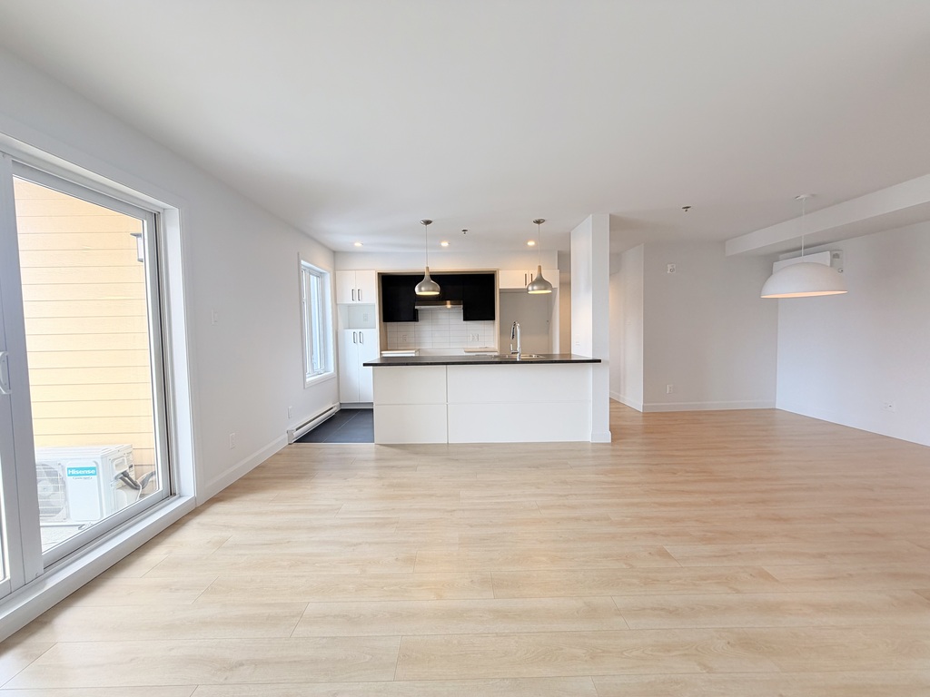 Grand 3.5 En PROMO à Saint-Romuald | 3267525