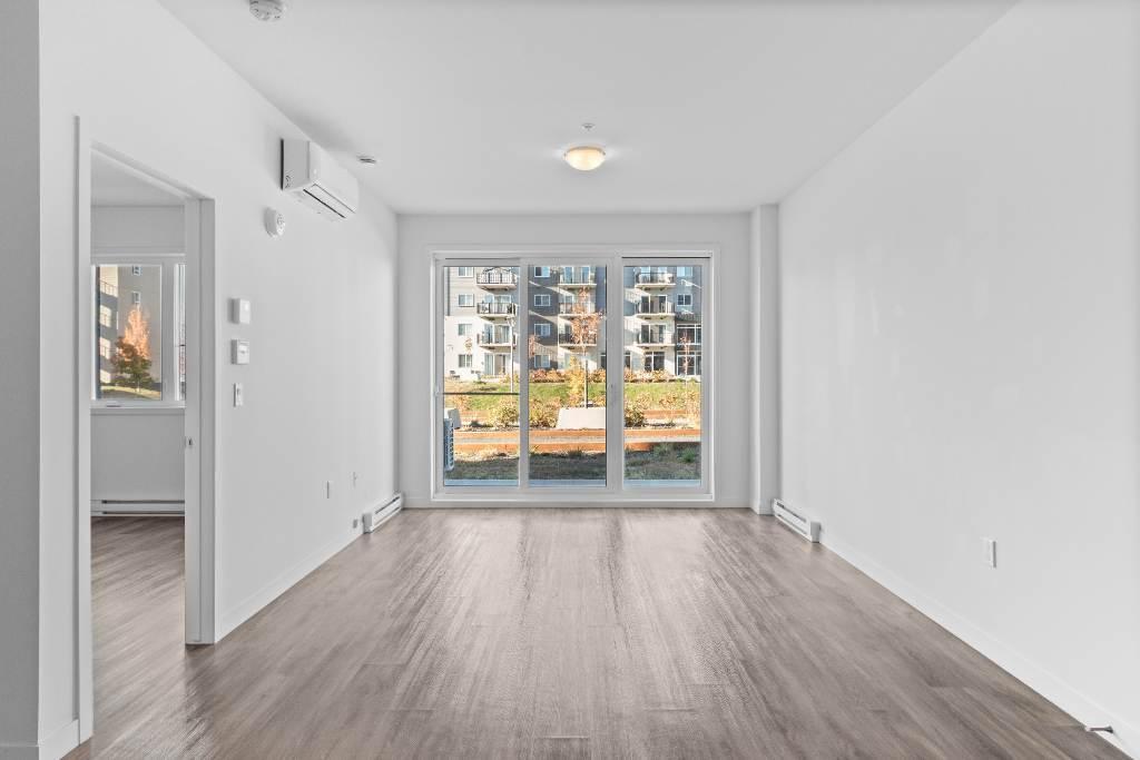 Grand 3 ½ style Condo avec Piscine & Gym – Châteauguay – Libre Juillet | 3276800