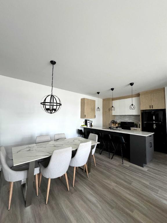 Grand 5 ½ au rez-de-chaussée – Prise de possession flexible : 1er juin, 1er juillet ou 1er août | 3277581