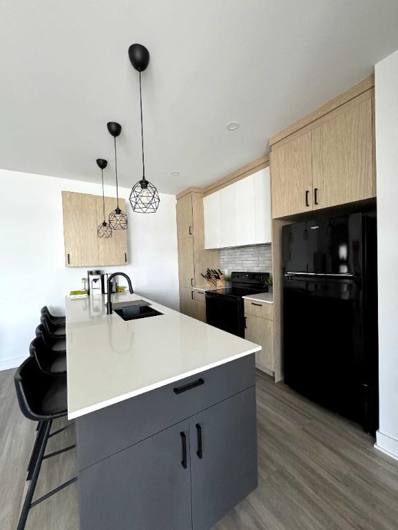 Grand 5 ½ au rez-de-chaussée – Prise de possession flexible : 1er juin, 1er juillet ou 1er août | 3277581