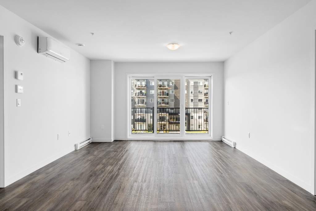Magnifique 4 ½ style Condo avec Garage & Piscines – Châteauguay – Libre Juillet | 3276847