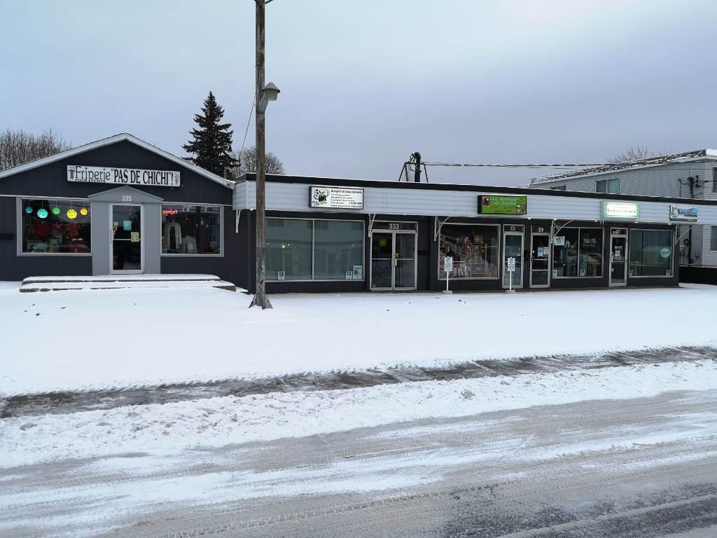 Local commercial à louer – Beloeil | 3276848