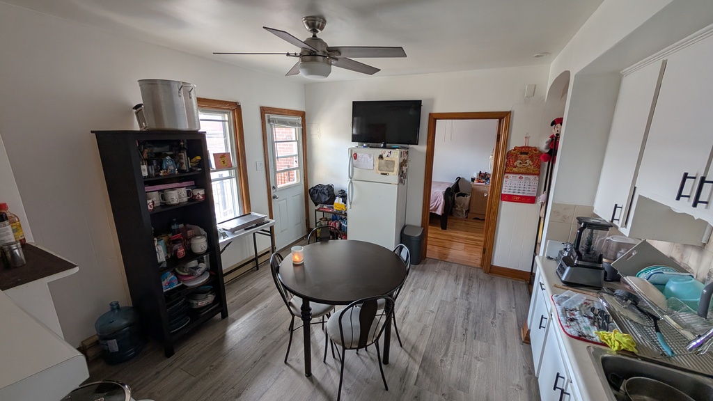 Beau 4 1/2 Près De La Station Monk | 3267084