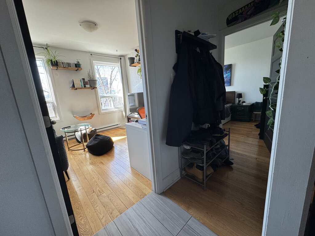 Ville-Marie - Superbe 4 1/2 Avec Parking | 3267518