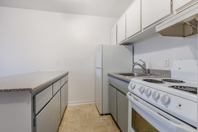 Loft entièrement meublé à louer Sainte-Foy / Sillery juillet 2026 | 3293116