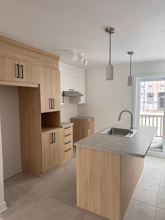 Maison de ville à louer à Saint-Jacques | 3277643