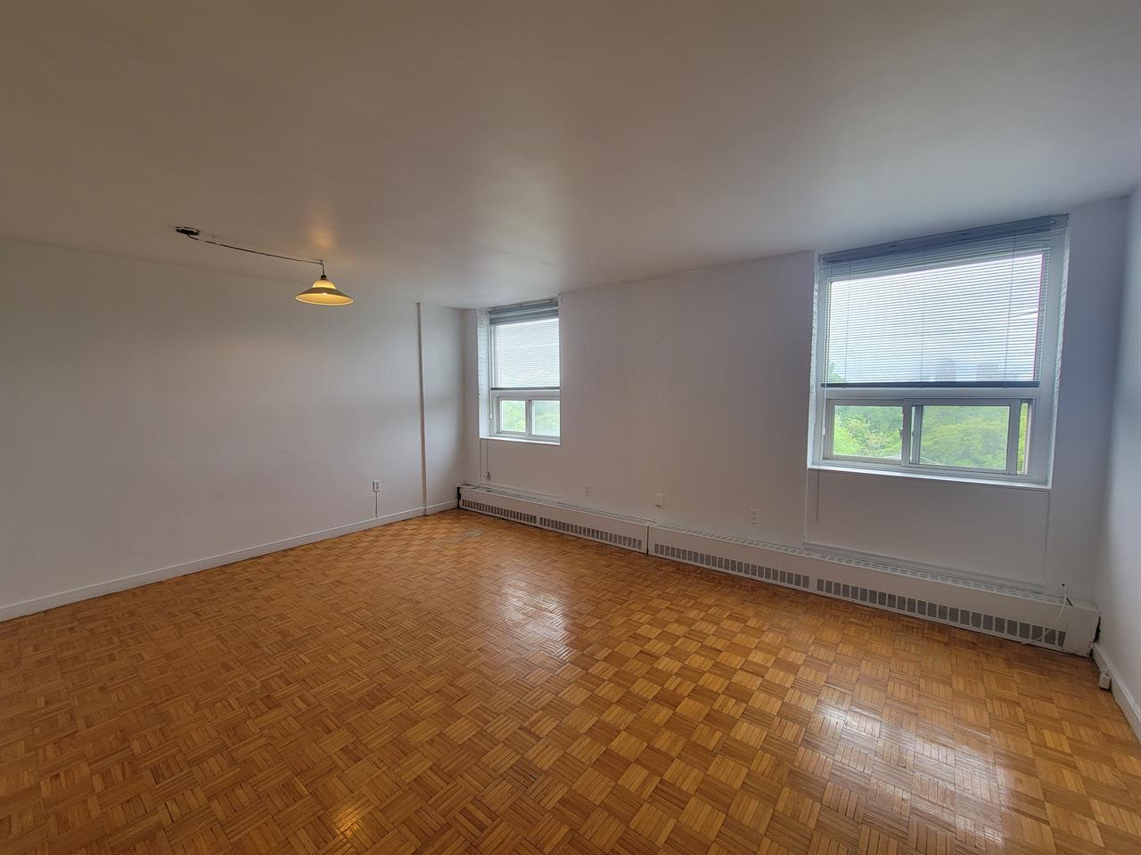 240 Boulevard Alexandre-Taché (Hull) Beau 1 Chambre Prêt De Tout! | 3275575