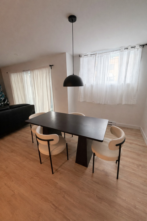 GRAND 4 1/2 ( 1094 P.C) | 3268563