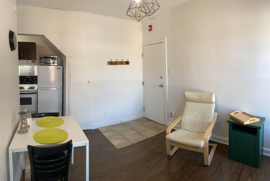 Chauffage, eau chaude, semi meublé + wifi inclus Appartement a louer granby | 3279915