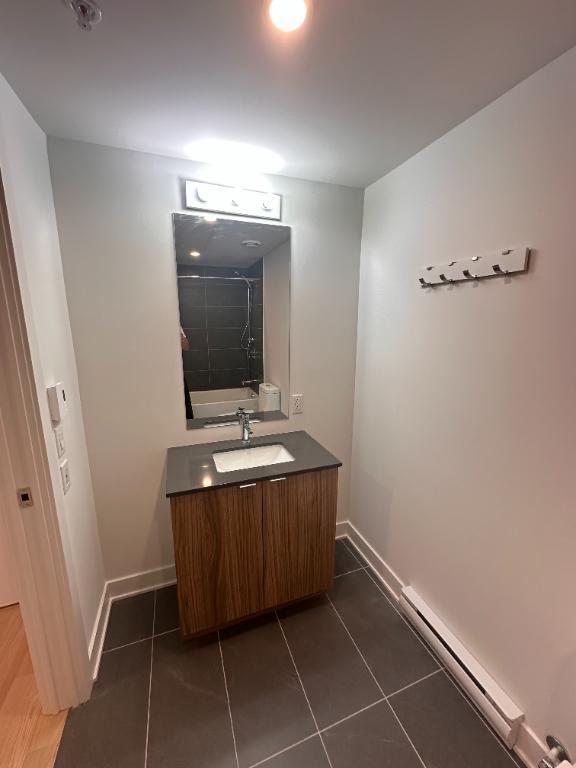 Beau 3 1/2 dans immeuble avec ascenseur | 3280040