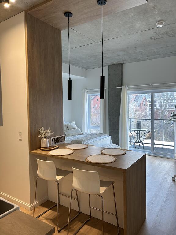 Studio Neufs: Gym,terrasse,stationnement | 3263502