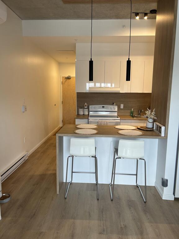 Studio Neufs: Gym,terrasse,stationnement | 3263502