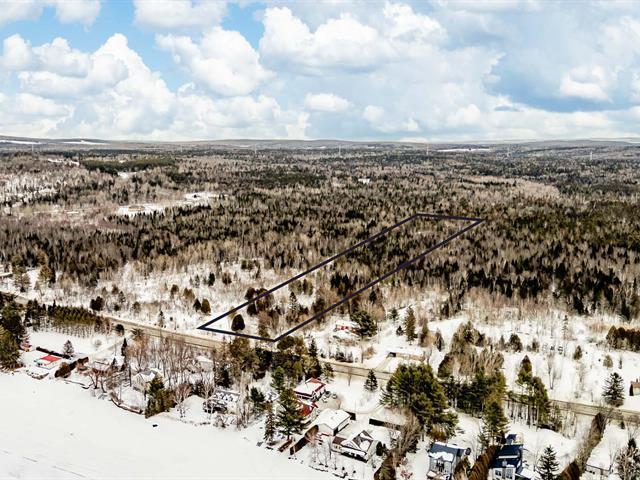 Disraeli-Paroisse, à proximité du lac Aylmer. Superbe terrain boisé de 4,4 acres (192 352 pi.ca.), situé en deuxième rangée du lac Aylmer. | 3278882