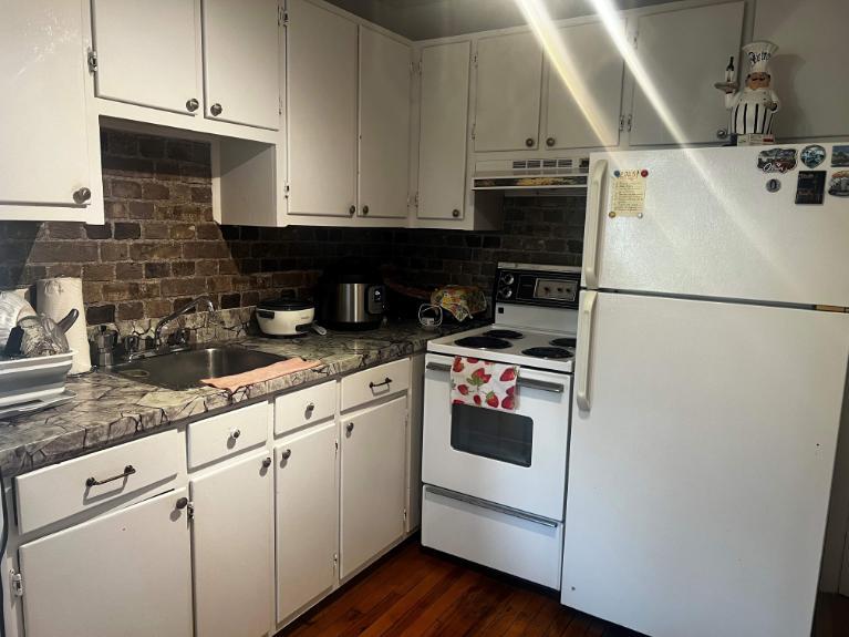 1 CH - 1 SDB - Sherbrooke - $825 /mo | 3279408