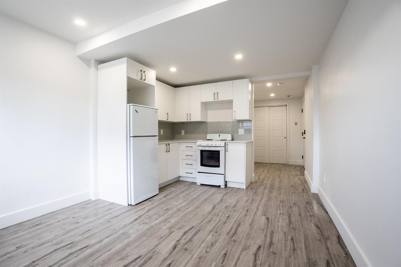 Studio - 7030 Chemin De La Côte Saint Luc, Montréal | 3266015