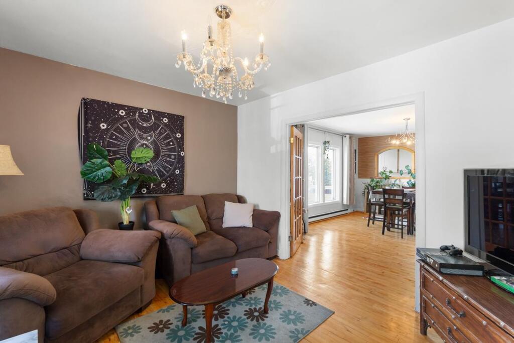 51/2 Spacieux Et Bien Eclairé | 3266012
