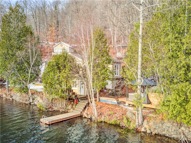 Lake and Mountain house – Mont Tremblant | 3280698