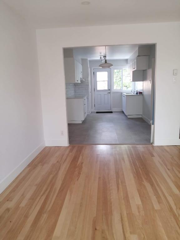 Logement lumineux, près de tout, libre dès maintenant | 3279151