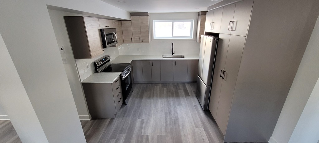 4 1/2 Semi-sous-sol - Près Autoroute 5 | 3287891