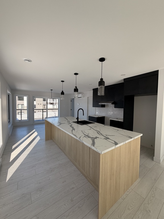 4 1/2 à Louer à Alma - Avenue René-Gagno | 3274915