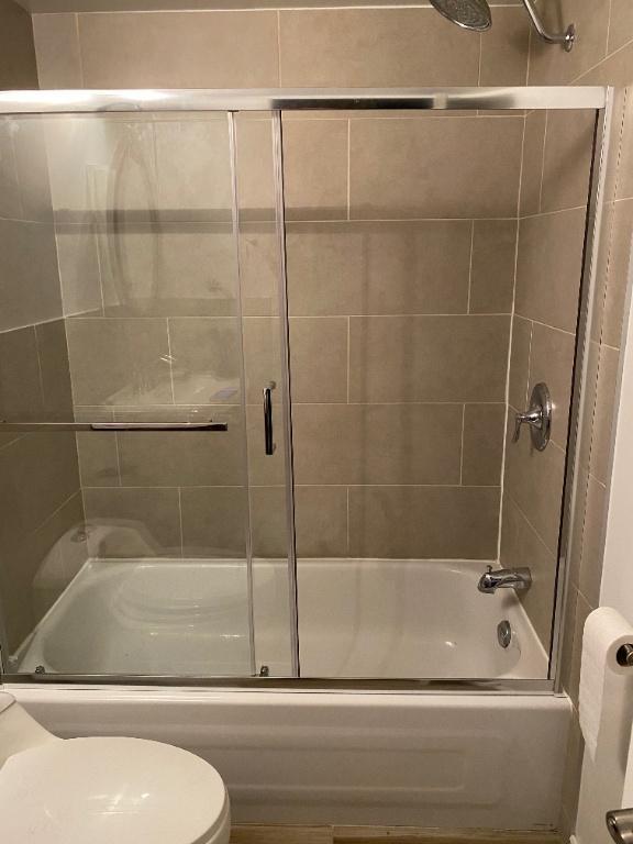 Montréal 3 1/2 meublé près de la station Canora | 3276476