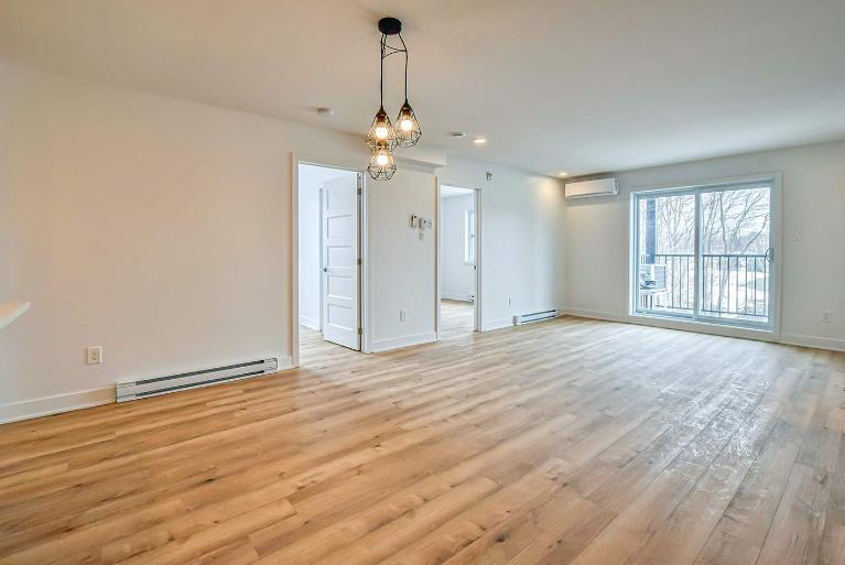 4 ½+ Bureau À LOUER – ST-LIN | 3281688