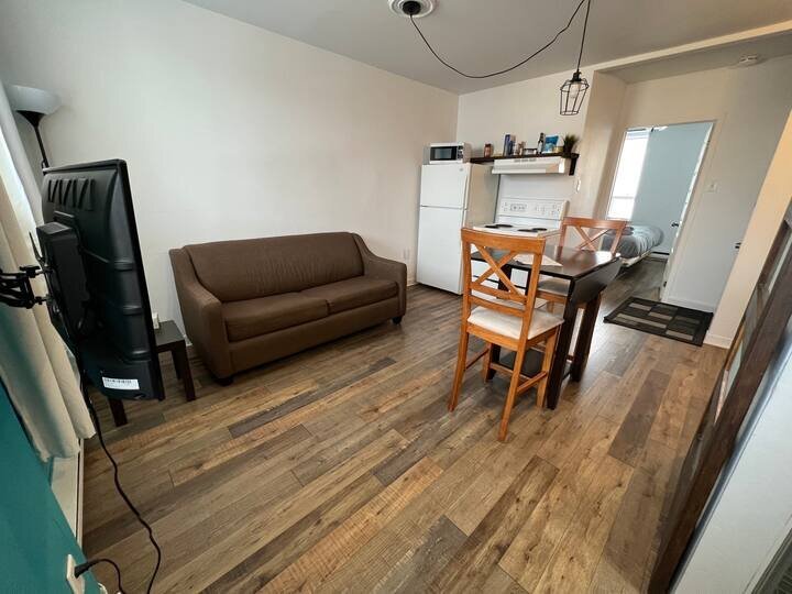 Appartement Rénové Près De La 3e Avenue | 3263590