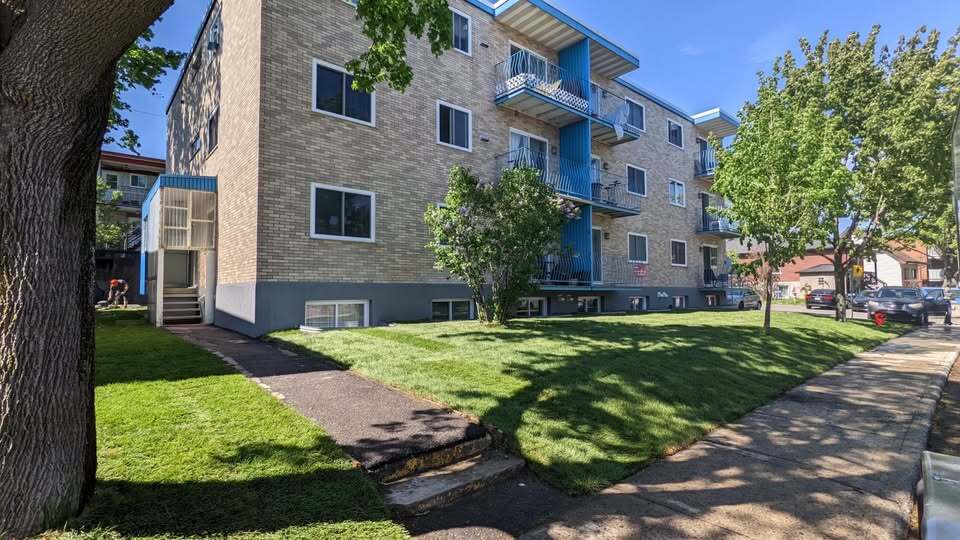 Magnifique 3 ½ Propre Et Rénové | 3264258