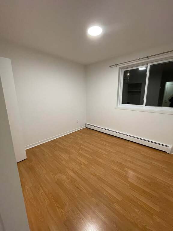 Magnifique 3 ½ Propre Et Rénové | 3264258