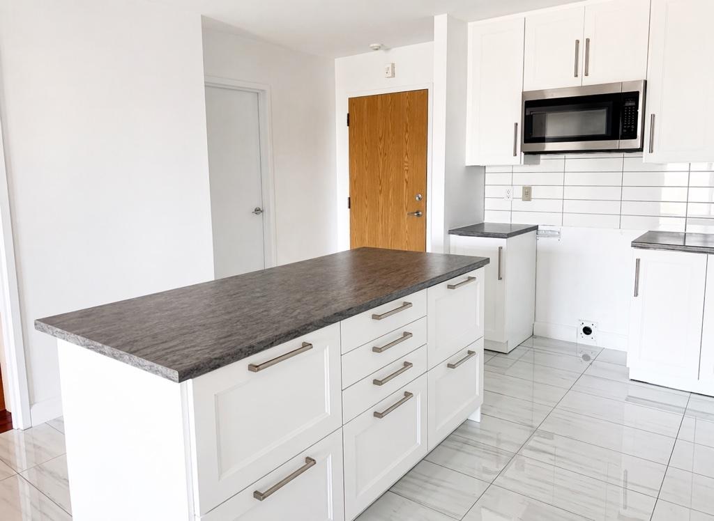 Condo 3½ avec vue fleuve + Château Frontenac | Stationnement intérieur | Lévis | 3279121