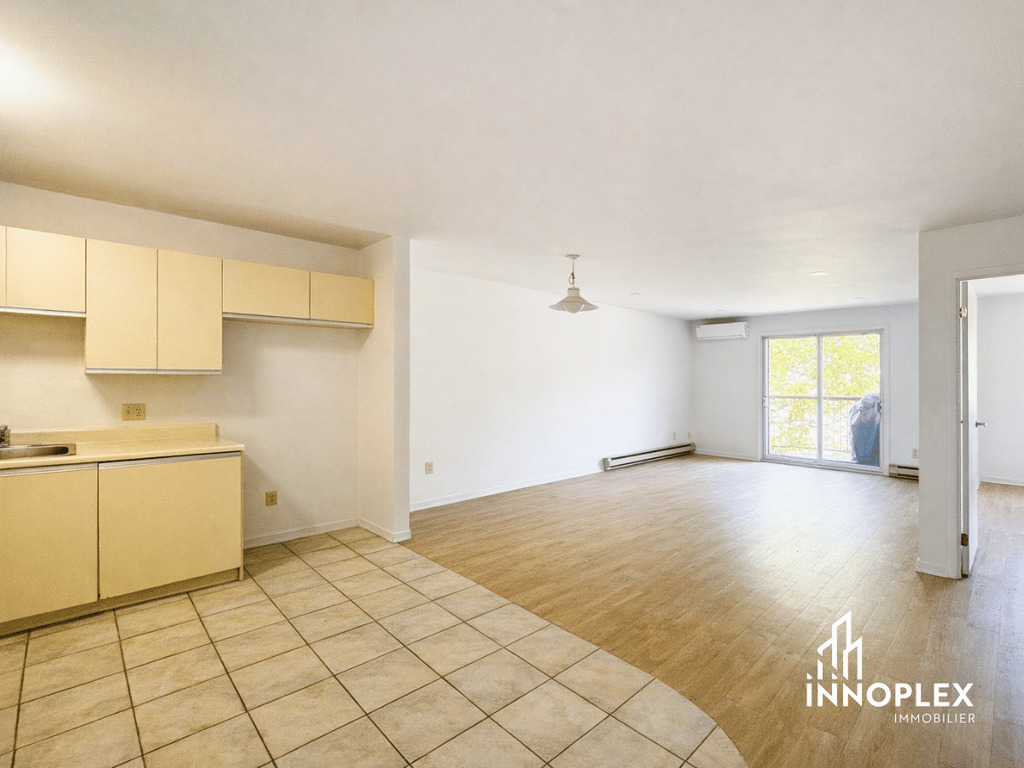 4 1/2 Fleurimont | 3264430