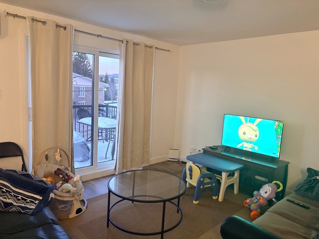 5 1/2 à Louer, Libre Le 1er Juillet | 3270513