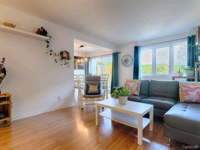 Grand condo 3 chambres 1.5 sdb à louer | 3276849