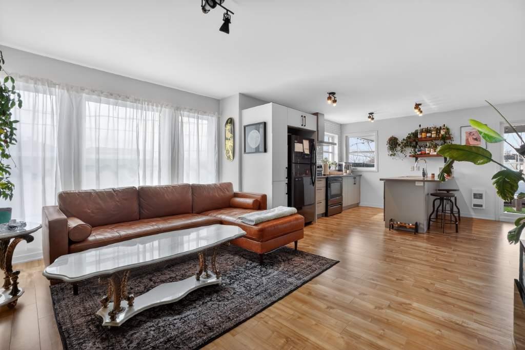 Très bel appartement de 2 chambres et 1 salle de bain (Chambly) | 3279540