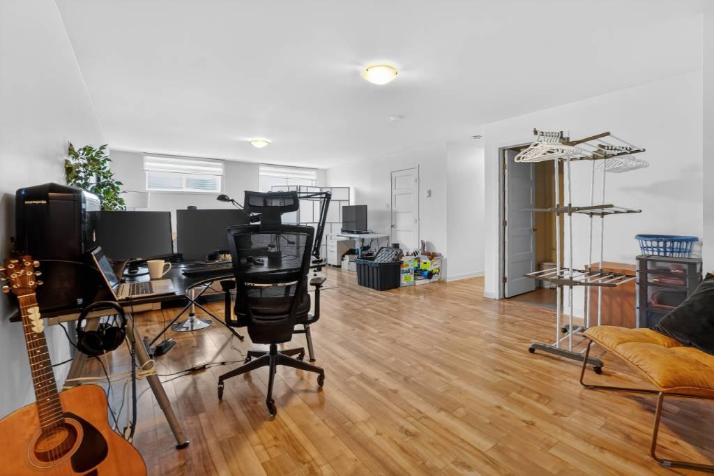 Très beau logement - 1 juillet 2026 (3 chambres & sous-sol), à proximité du bassin (fort) de Chambly | 3276860