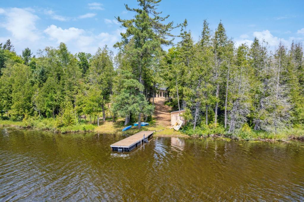 Chalet à louer /Cottage for rent:Échö du lac Sinclair: retraite et SPA/Sauna | 3284255