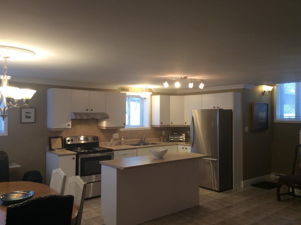 51/2 très grand et lumineux sous-sol meublés location moyen ou long terme. | 3283411