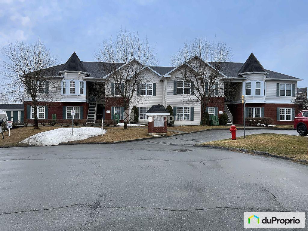 Condo à louer secteur carrefour | 3281689