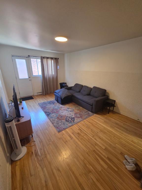 3 ½ MODERNE – RÉNOVÉ & CLÉ EN MAIN | 3279372