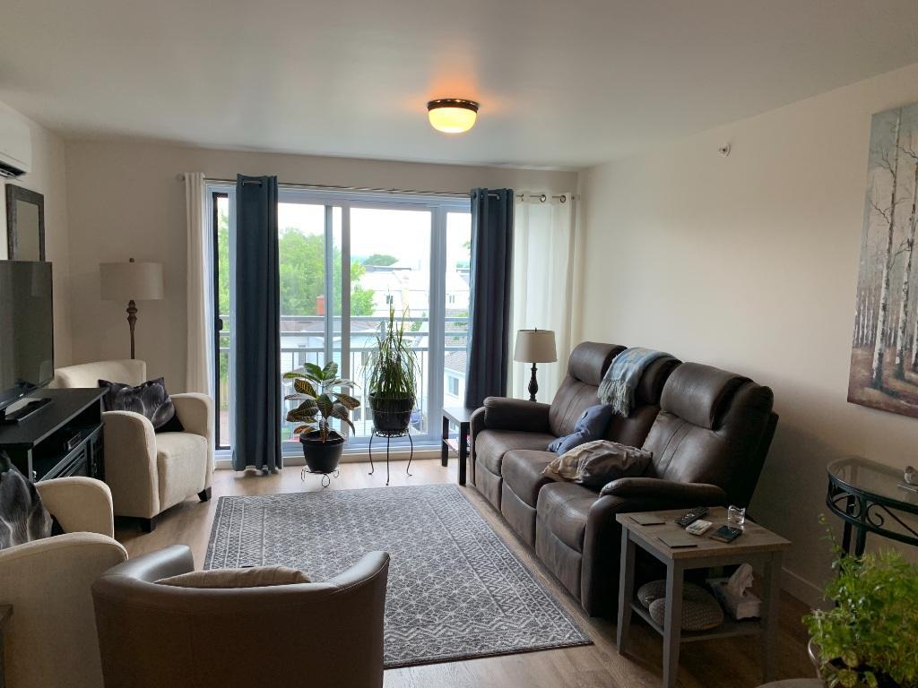 Logement 5 1/2 (à partir du 1er juillet 2026) - immeuble récent au coeur de Montmagny | 3283572