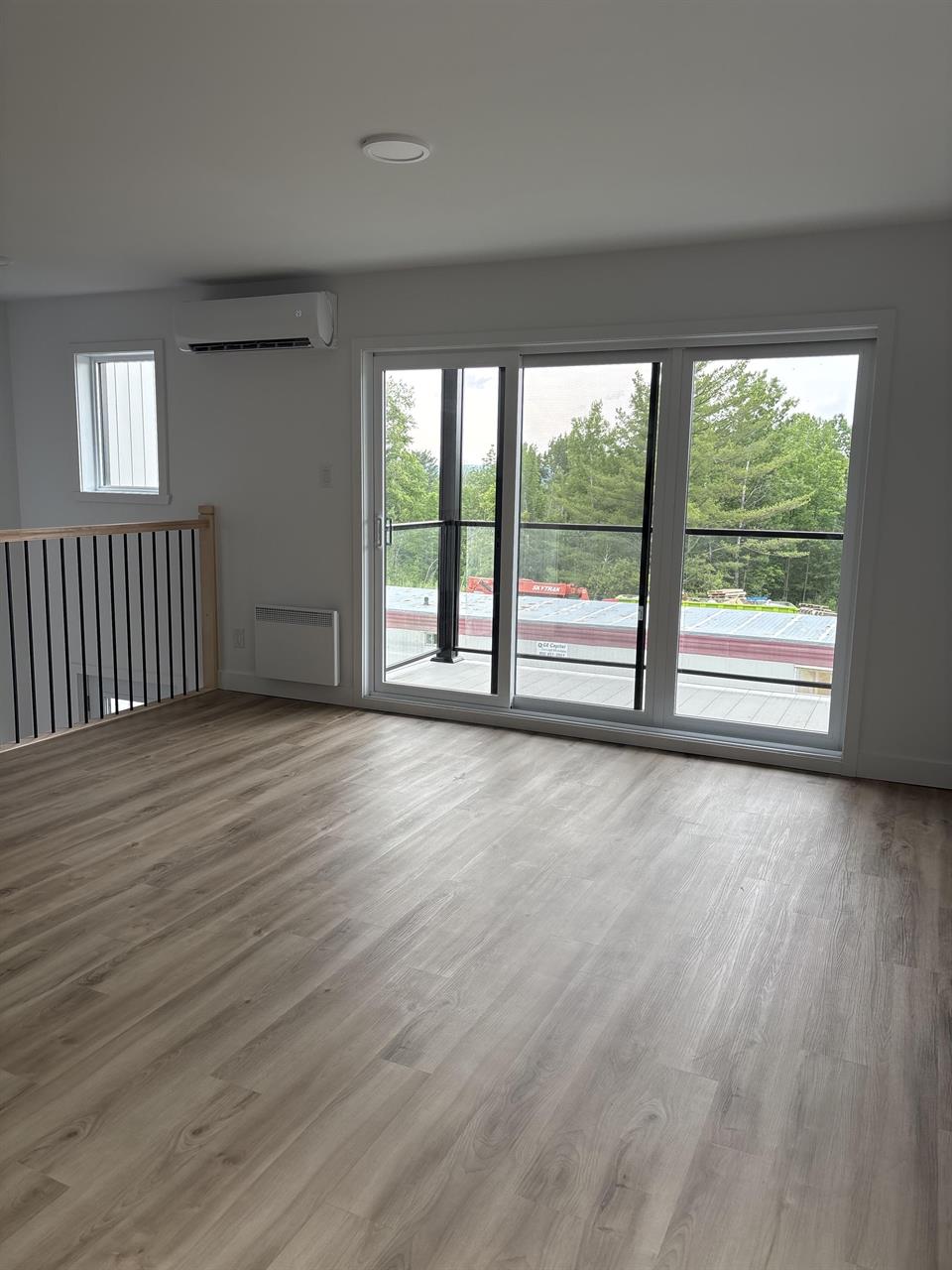 Immeuble 192 Allée Albert-Knight Magnifique 4 1/2 - Magog | 3274704